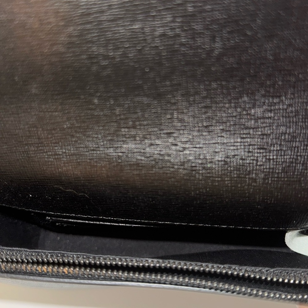 Off-White Black/White Diagonal Print Leather
Mini Binder Clip Crossbody Bag - Picture 10 of 10